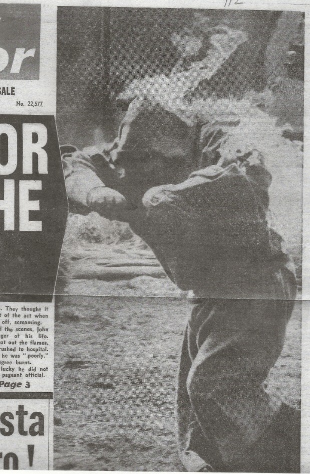 1976-08-30 Daily Mirror cover_photo.jpg