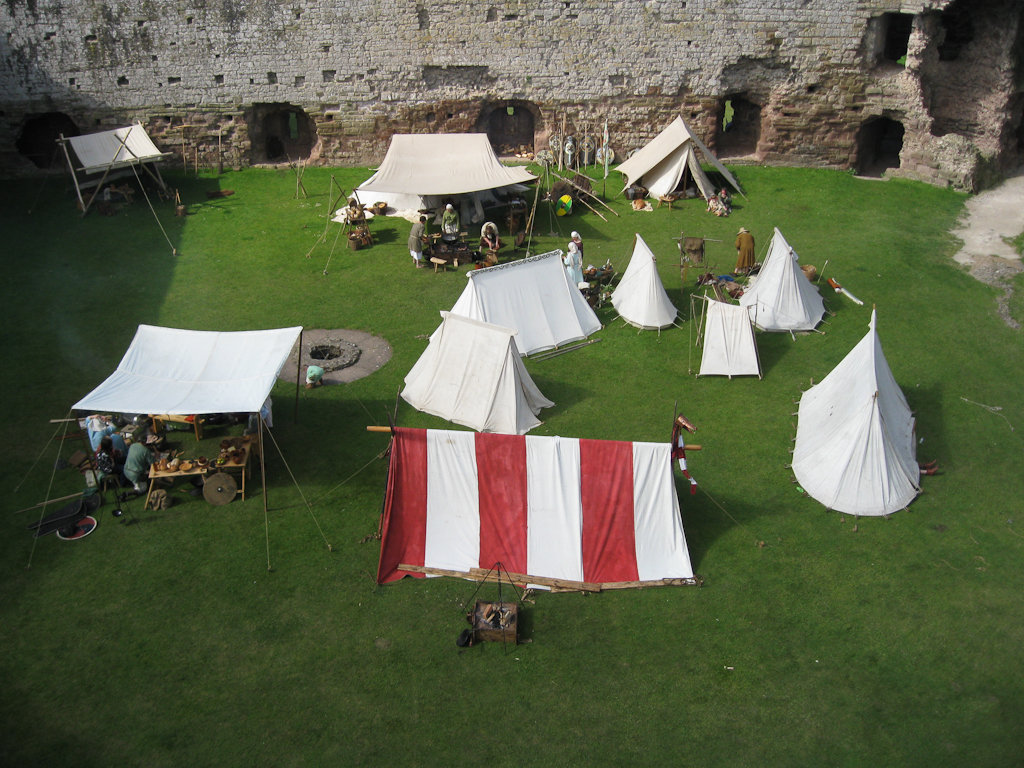 photographybyduncanholmes_4658936685_Rhuddlan Castle-42.jpg