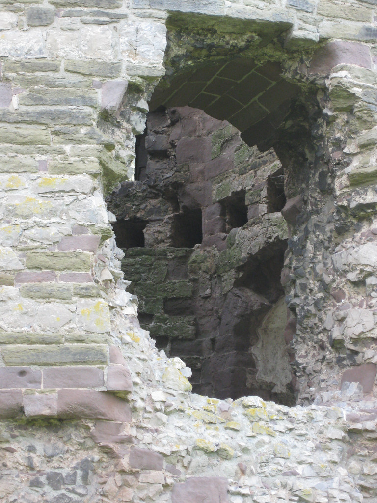 photographybyduncanholmes_4659556298_Rhuddlan Castle-33.jpg