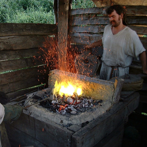 WEST STOW FORGE PUMPING HEAT.jpg