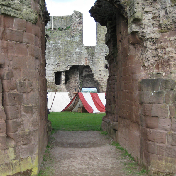 photographybyduncanholmes_4658924007_Rhuddlan Castle-19.jpg