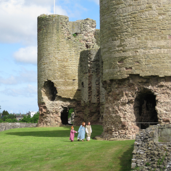 photographybyduncanholmes_4658934383_Rhuddlan Castle-38.jpg