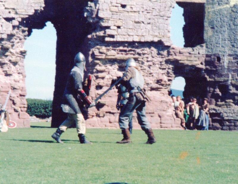 1986 - Rhuddlan Castle -  285579_4625897491854_1101988801_n.jpg
